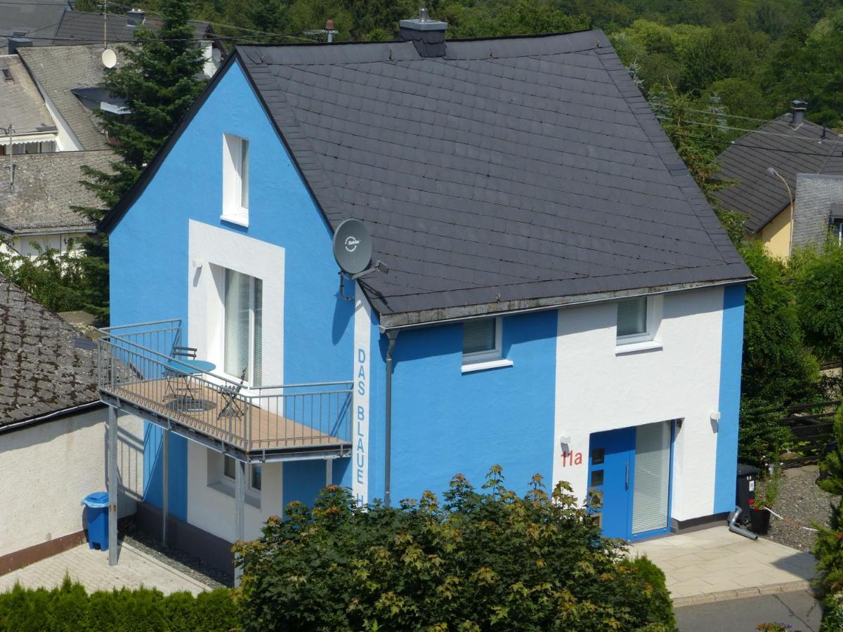 Das Blaue Haus 보파르트 외부 사진